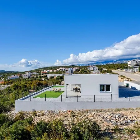 Silencia By Interhome * Maslenica