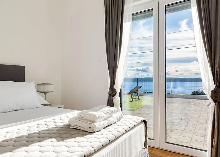 Villa Silencia By Interhome