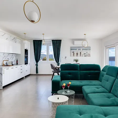 Villa Silencia By Interhome