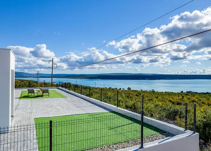 Silencia By Interhome Maslenica