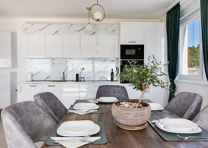 Silencia By Interhome Vila Maslenica