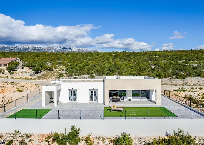 Vila Silencia By Interhome