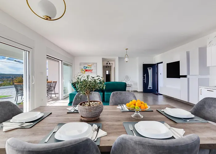 Silencia By Interhome * Maslenica