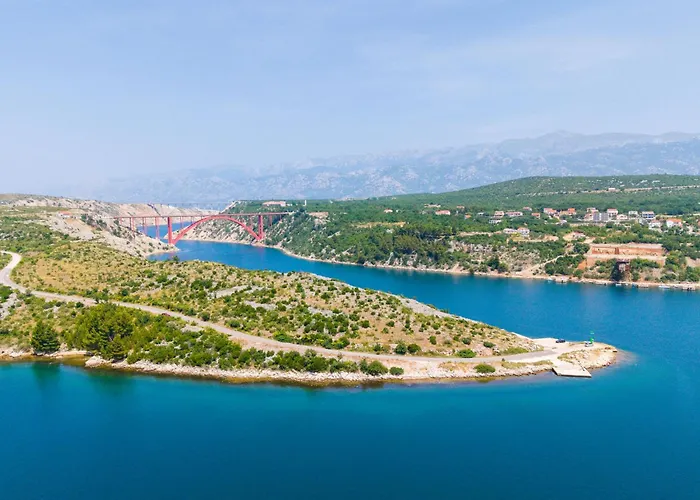 Silencia By Interhome Maslenica